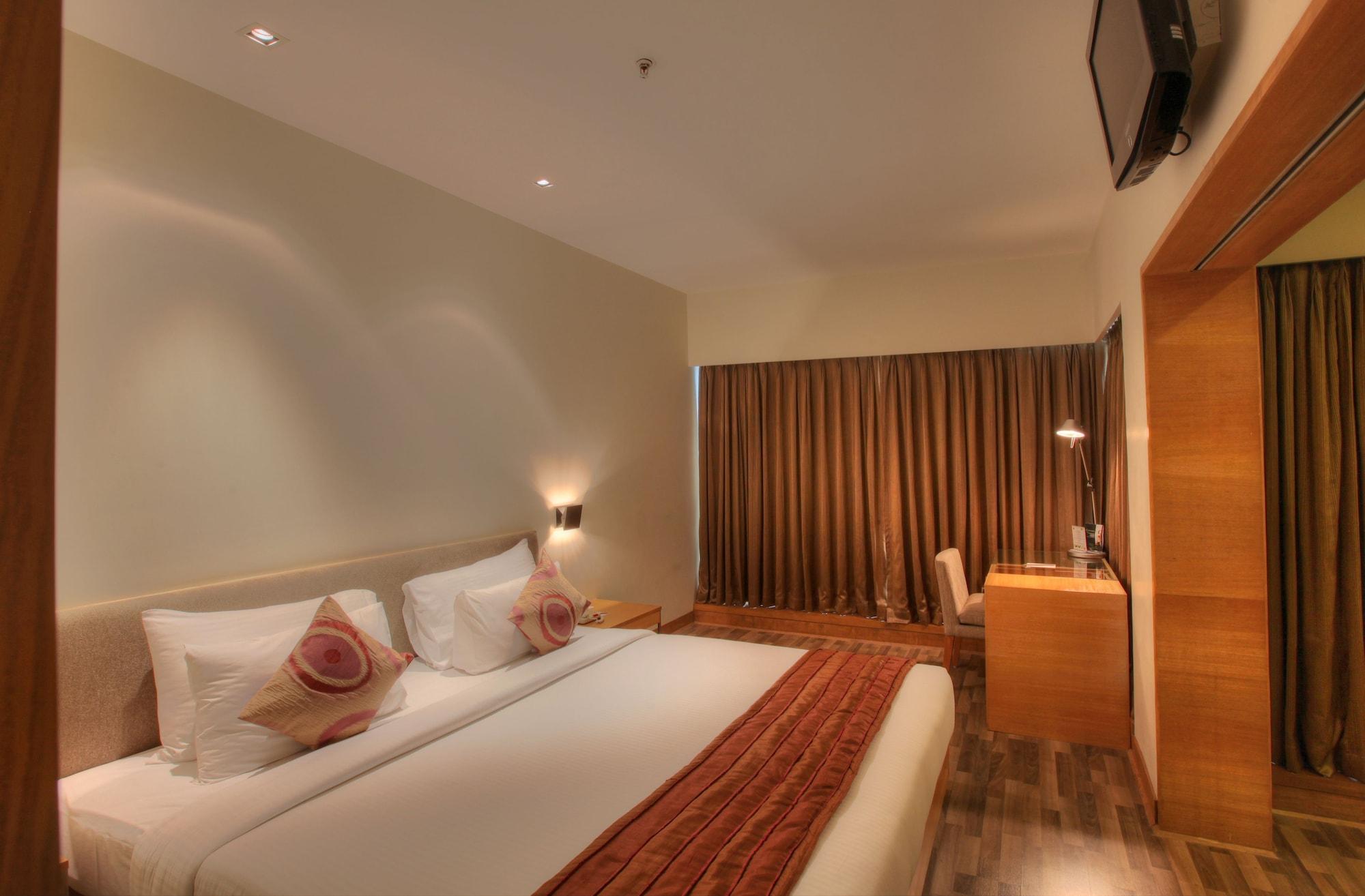 Hotel Parc Estique Pune Luaran gambar
