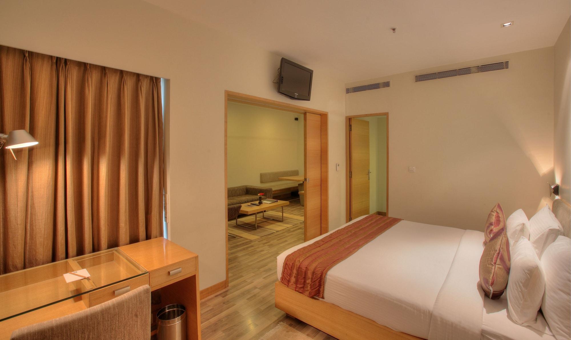 Hotel Parc Estique Pune Luaran gambar