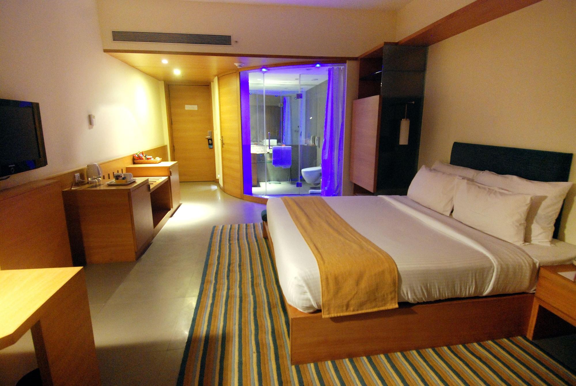 Hotel Parc Estique Pune Bilik gambar