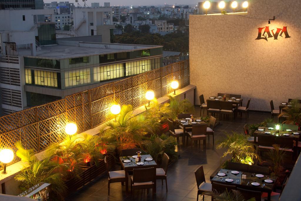 Hotel Parc Estique Pune Luaran gambar
