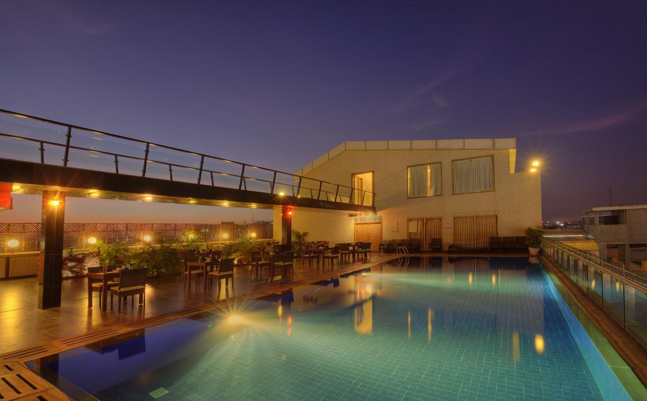 Hotel Parc Estique Pune Luaran gambar